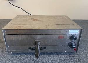 lot 19 image: Biaggia Countertop Pizza Oven