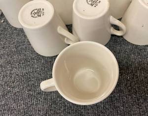 lot 22 image: Homer Laughlin White Coffee Cups Lot