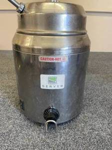 lot 27 image: Hot Fudge Server w Pump
