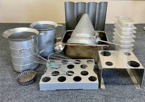 lot 56 image: Lot of Various Commercial Baking Supplies