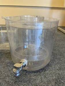 lot 79 image: Lot of Beverage Holders with Spouts and Food Service Bins