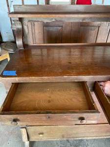 lot 11 image: Vintage Kitchen Buffet with 2 Levels and Drawers.