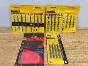 lot 50 image: Dewalt and Blu-Mol Xtreme Jig Saw Blades Lot-27 Total Blades