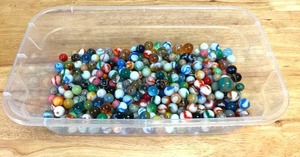 lot 82 image: HUGE Lot of Vintage Marbles and Breakers.