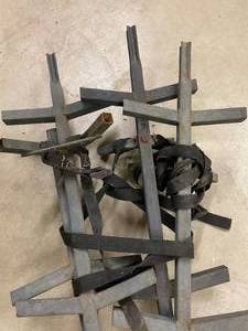 lot 84 image: Deer Stand Components
