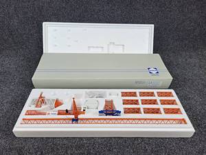 lot 107 image: Conrad Peiner-Kran Tower Crane 187 Scale Diecast Model - About 20 Tall when Constructed
