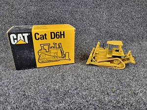 lot 132 image: Conrad Caterpillar D6H Bulldozer 150 Scale Diecast Model - Made in West Germany