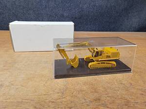 lot 145 image: FIAT ALLIS FE45 Turbo Hydraulic Excavator 150 Scale Diecast Model - Made in Italy