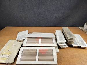 Lot of (20) Assorted Vent and Return Covers