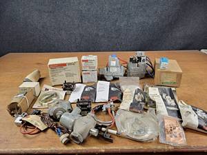Lot of Assorted HVAC Parts - See Pictures for Part Numbers