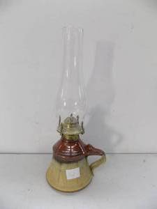 lot 52 image: Antique Aladdin Lamp