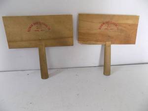 lot 73 image: 2 - Redman Card Clothing Co Brush #8 Wool