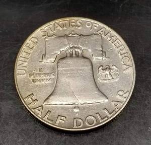 lot 34 image: 1958-D FRANKLIN HALF DOLLAR