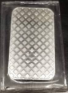 lot 43 image: 1 TROY OZ .999 FINE SILVER BAR MORGAN DOLLAR DESIGN SEALED