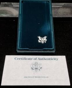 lot 50 image: 1990 US EISENHOWER COMMEMORATIVE SILVER DOLLAR 90% SILVER