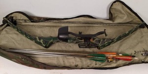 lot 67 image: Hunting Bow with Soft Sided Case and Five Arrows