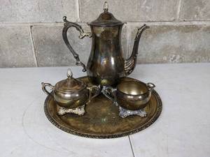 lot 96 image: Antique W.M. Rogers Silverplate Tea Set on Tray
