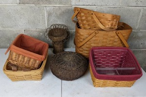 lot 97 image: Assortment of Woven Baskets Longaberger and More