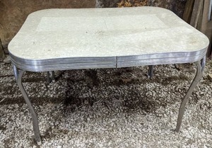 lot 133 image: Vintage MCM Dining Room Table w Leaf