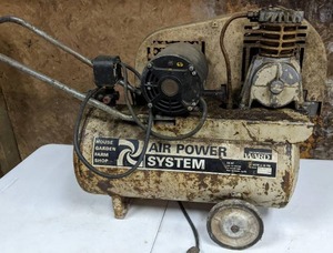 lot 146 image: Montgomery Ward 34 HP Air Power System