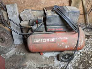 lot 173 image: Craftsman 30-Gallon Single Cylinder Portable Corded Electric Air Compressor