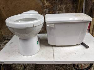 lot 184 image: Galaxy Elite Two Piece Round Toilet, White