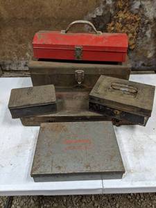 lot 162 image: Assortment of Metal Portable Tool Boxes by Craftsman and More