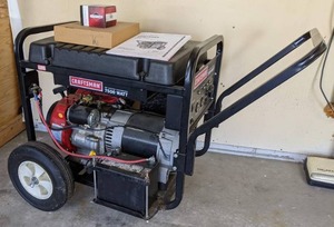 lot 1 image: Craftsman 7500 Watt AC Generator