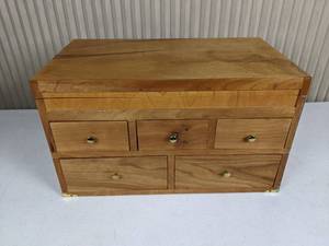 lot 53 image: Beautiful Wood Box Countertop Organizer
