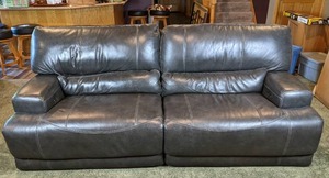 lot 8 image: Wonderful Grey Leather Dual Recliner Love Seat