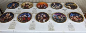 lot 31 image: Set of 10 Star Trek The Next Generation The Episodes Plate Collection by Keith Birdsong