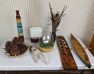 lot 89 image: Classic 12-Piece Lot of Native American and Southwest Style Decor Pieces (Vases, Deer and Moose Antlers, Canoe, Wood)