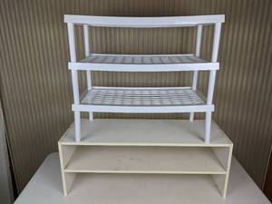 lot 163 image: Set of (2) Plastic and Wood Storage Shelves
