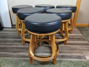 lot 6 image: Set of (6) Peters Billiards Traditional Round Medium Oak & Black Leather Backless stools