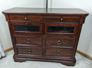 lot 7 image: Elegant 8-Drawer Wood Entertainment Center