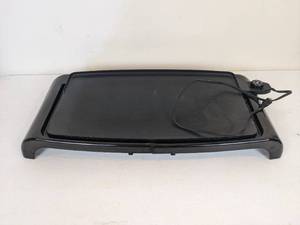 lot 93 image: Rival Electric Griddle