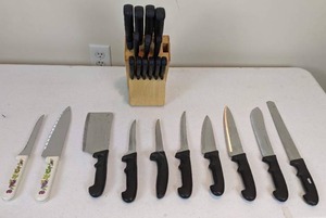 lot 144 image: 13 Pc. Chefmate Knife Set in Wooden Block plus 9 Other Assorted Knives & 1 cleaver