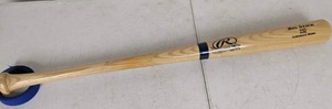 lot 40 image: NEW Rawlings 32 Wood Baseball Bat Adirondack Model