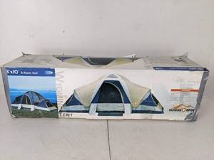 lot 17 image: NEW Suisse Sport Wyoming Tent - 8 Person, 18x10