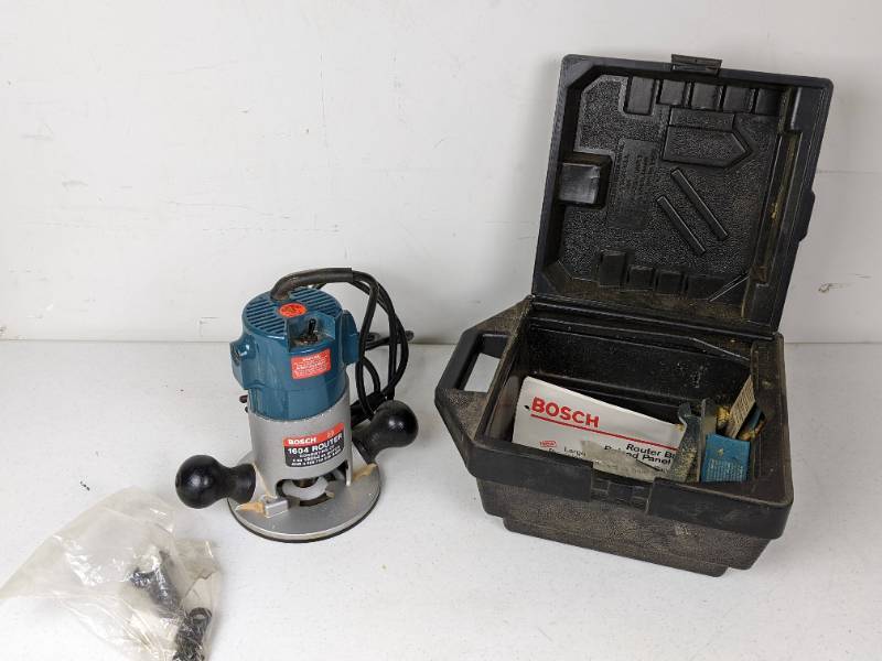 Bosch 1604 Router with Storage Case PWH6 DeWalt Mower Star