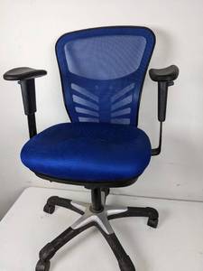 lot 166 image: Blue Rolling Office Chair