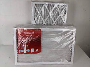 lot 194 image: New Set of (12) Honeywell 16 x 25 x 1 Allergen Plus Pleated FPR 7 Air Filters (2-Pack)