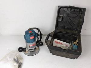 lot 252 image: Bosch 1604 Router with Storage Case