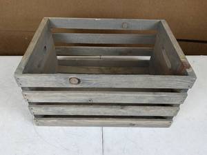 lot 230 image: Rustic Wood Storage Crate