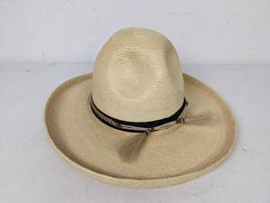 lot 61 image: Sunbody Hats Guatemalan Palm Leaf Straw Hat