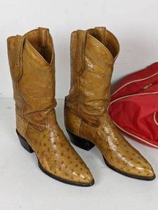 lot 88 image: Tony Lama Ostrich Cowboy Boots Mens 10.5B with Boot Bag