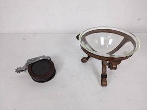lot 71 image: Vintage Western Bowl with Metal Frame and Shoe Spur Coaster Set of 4