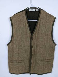 lot 48 image: Orvis Mens Size Large Sweater Vest 100% Wool