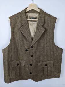 lot 311 image: Orvis 100% Wool Vest, Beige, XL