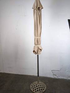 lot 330 image: Free Standing Outdoor Umbrella
